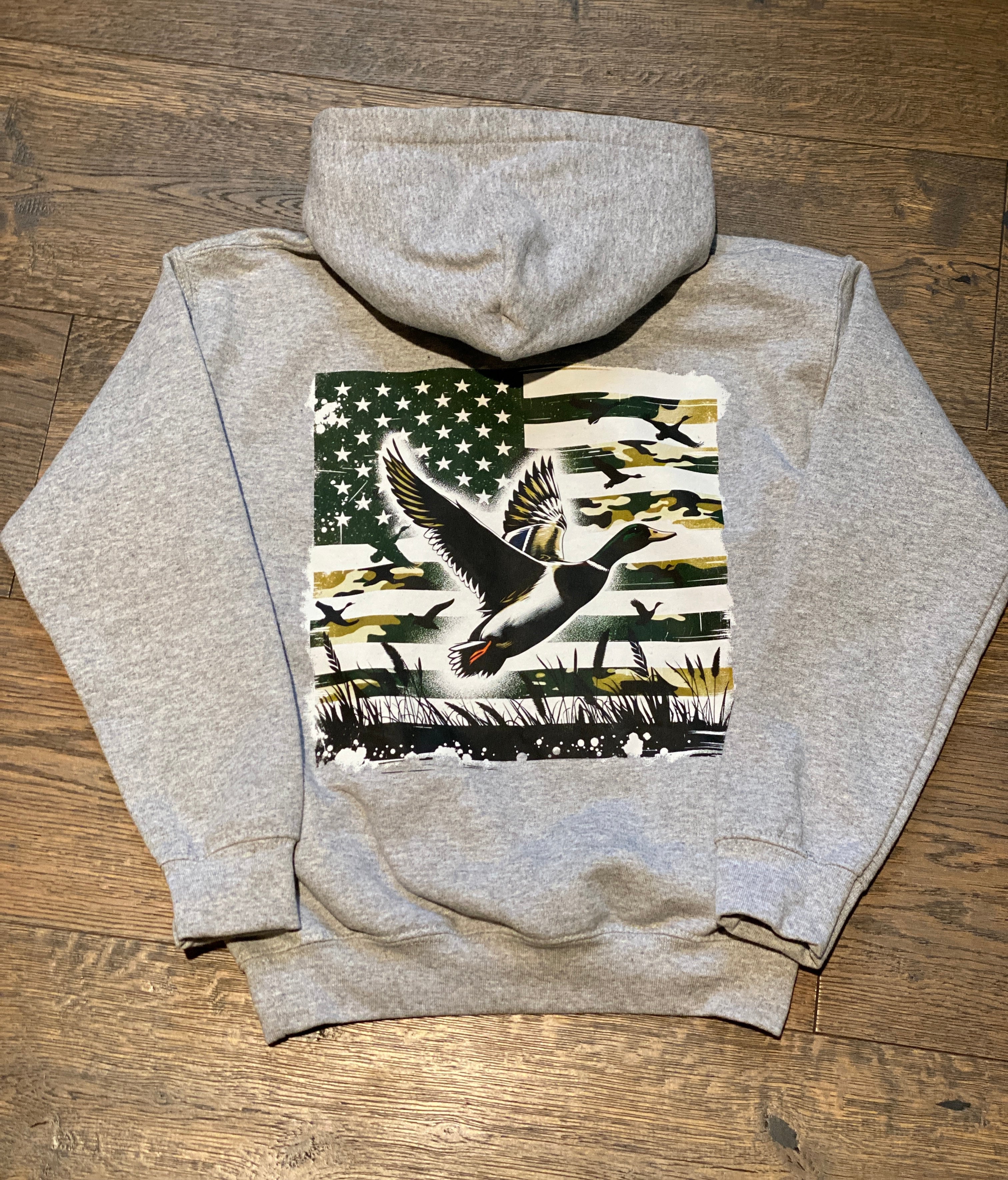 Duck flag hoodie | SHORE OUTDOORS